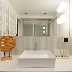 Luxurious Flat With Ac & Lift - Luxembourg Gardens *