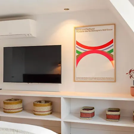 Διαμέρισμα Luxurious Flat With Ac & Lift - Luxembourg Gardens *