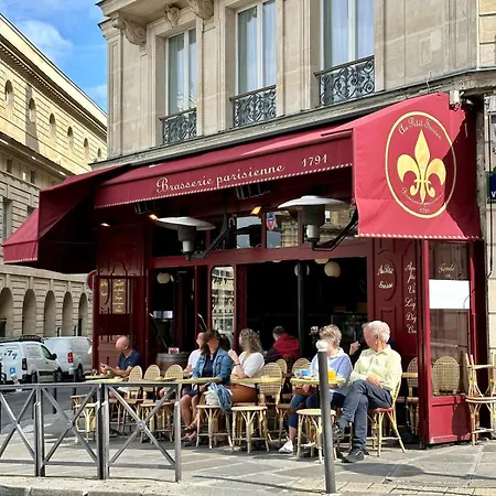 Luxurious Flat With Ac & Lift - Luxembourg Gardens