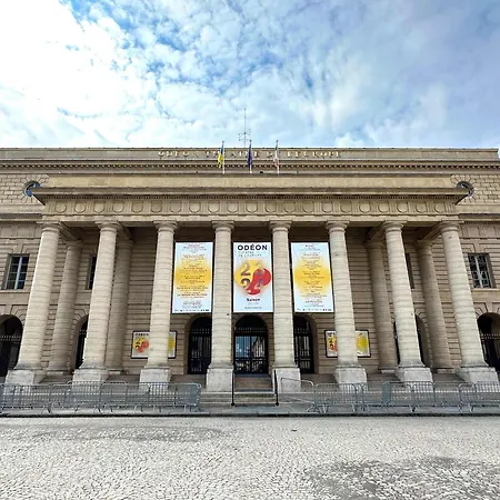 Luxurious Flat With Ac & Lift - Luxembourg Gardens Διαμέρισμα *