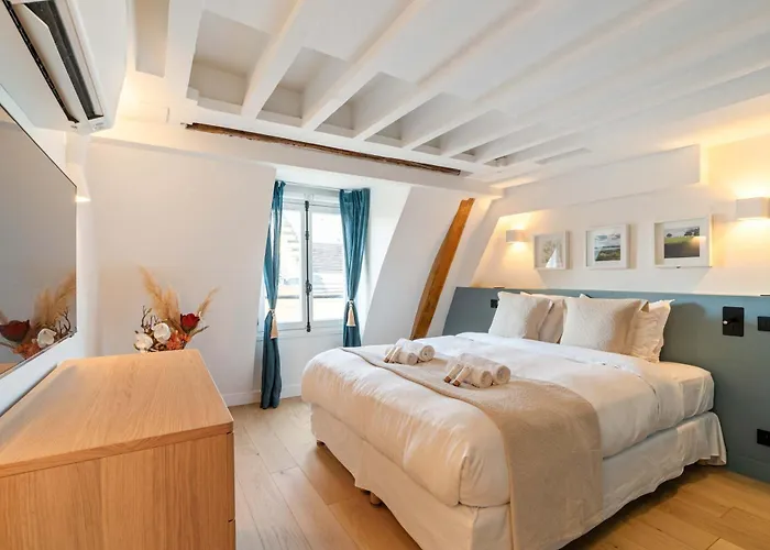 Luxurious Flat With Ac & Lift - Luxembourg Gardens